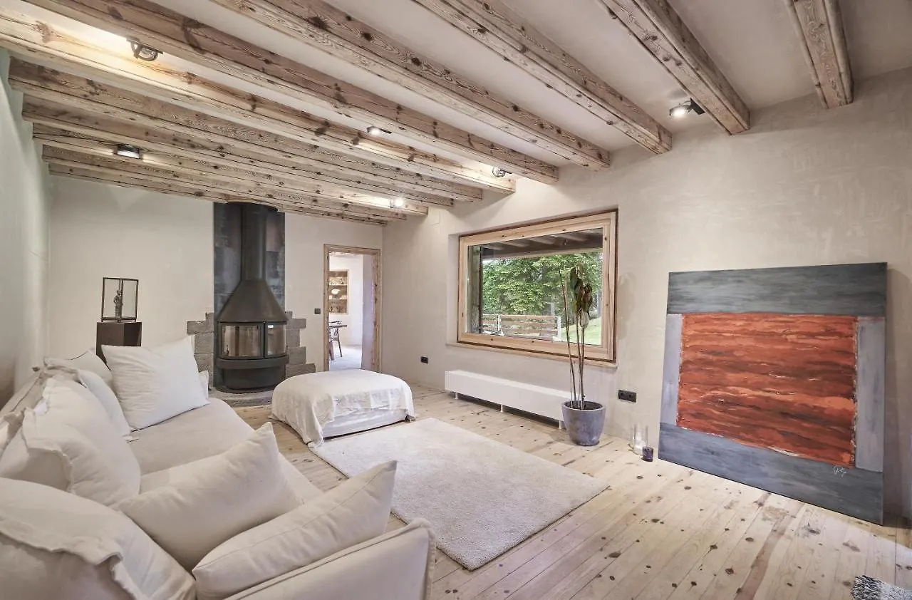 Casa Pyrenees - Slow Life Refuge La Molina  Alpstuga